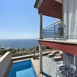 View Grand וילה *